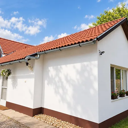 Apartament Idill Ueduelohaz 2